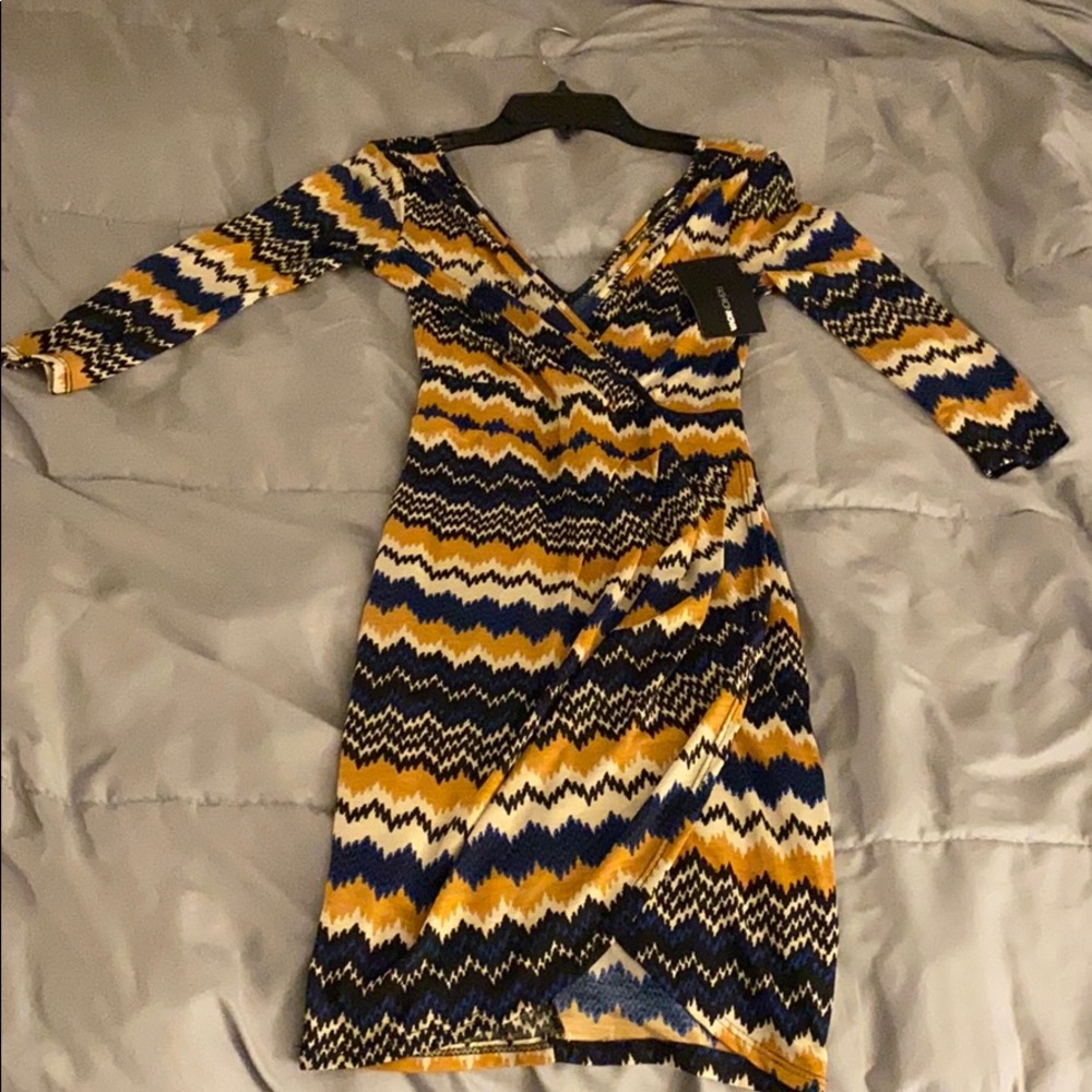 FASHION NOVA DRESS - Picture 2 of 5